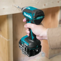 Makita XDT131 18V LXT Lithium-Ion Brushless Cordless Impact Driver Kit -Home Tools Store 91c58877 d6a9 4a9e 9922 49780749fa4b xdt131 a 1500px