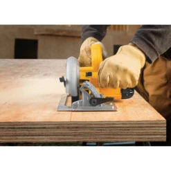 DeWalt DWE575 7-1/4" Lightweight Circular Saw 9 DeWalt DWE575 7-1/4" Lightweight Circular Saw -Home Tools Store image 227ba47d ef13 40aa a3be f70afd4e13be
