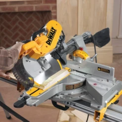 Dewalt DWS779 12" Double-Bevel Sliding Compound Miter Saw 5 Dewalt DWS779 12" Double-Bevel Sliding Compound Miter Saw -Home Tools Store image 51279e11 f220 486a 9786 60dd87b6a8be