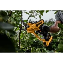 DeWalt DCPR320D1 20V Max 1-1/2" Cordless Pruner -Home Tools Store image 7a9bd35a 20db 4cd9 b32f 3ffa136a808e