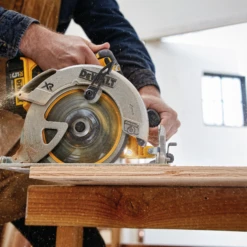 DeWalt DCS570P1 20V Max 7-1/4" Brushless XR Circular Saw Kit -Home Tools Store image 840aa5c6 12a5 4c40 88b2 745030f61cd7